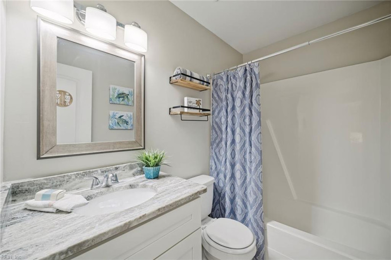 Photo 23 of 32 residential for sale in Virginia Beach virginia