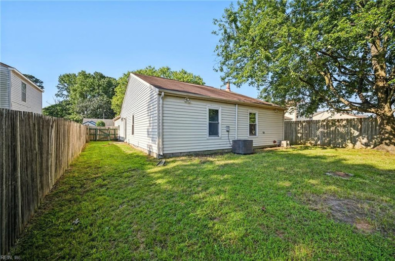 Photo 26 of 32 residential for sale in Virginia Beach virginia