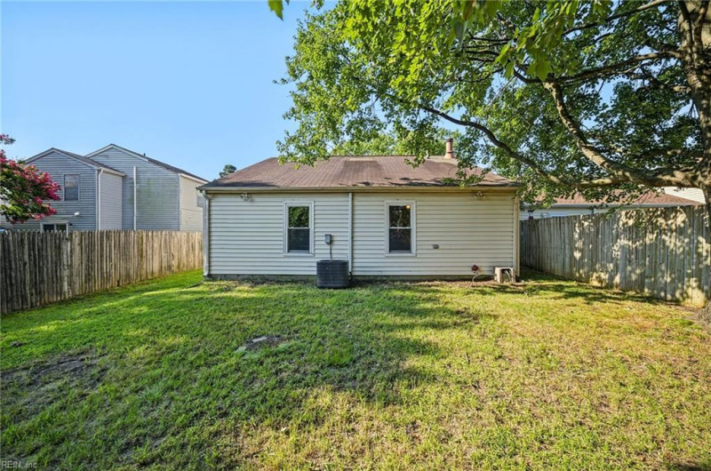 Photo 27 of 32 residential for sale in Virginia Beach virginia