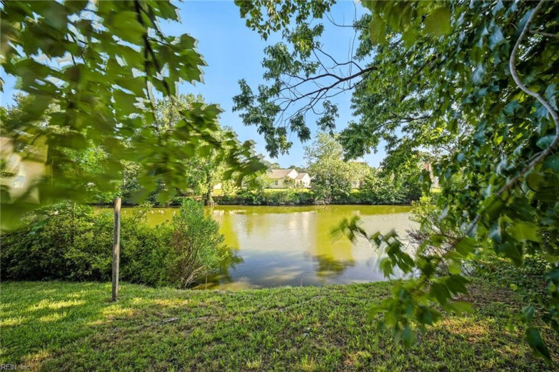 Photo 31 of 32 residential for sale in Virginia Beach virginia