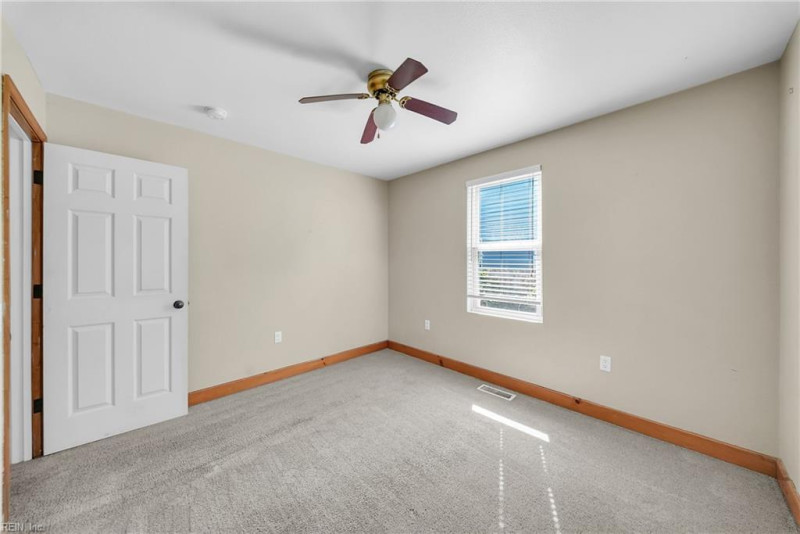 Photo 17 of 33 residential for sale in Norfolk virginia