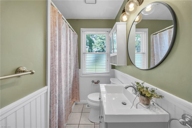 Photo 19 of 33 residential for sale in Norfolk virginia