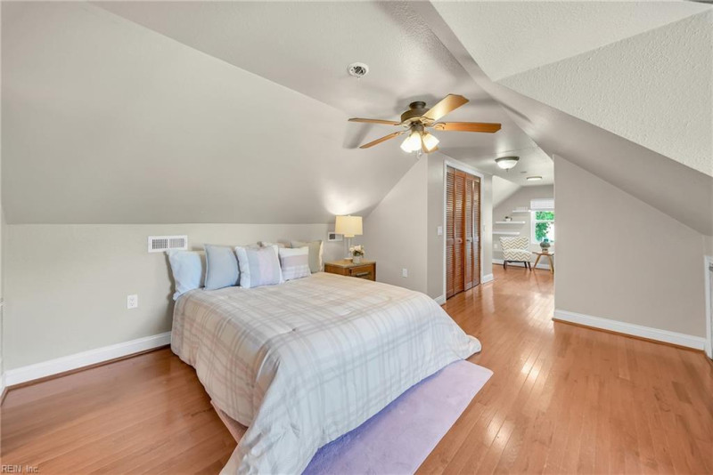 Photo 27 of 33 residential for sale in Norfolk virginia