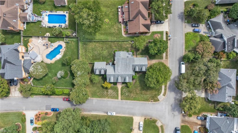 Photo 4 of 40 residential for sale in Chesapeake virginia Photo 4 of 40 residential for sale in Chesapeake virginia