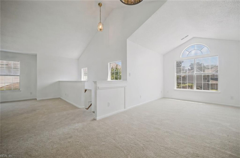 Photo 15 of 38 residential for sale in Virginia Beach virginia