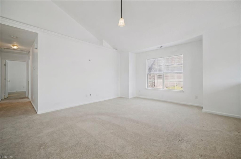 Photo 7 of 38 residential for sale in Virginia Beach virginia