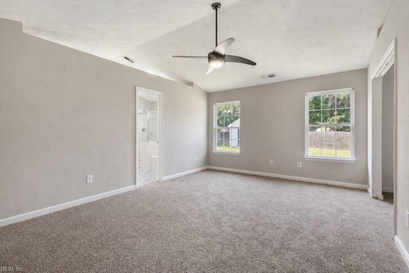 Photo 17 of 34 residential for sale in Chesapeake virginia Photo 17 of 34 residential for sale in Chesapeake virginia