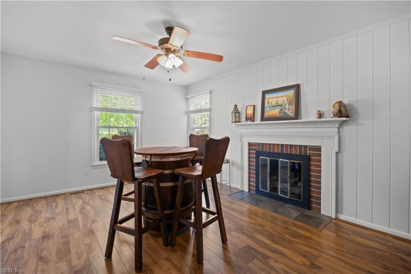 Photo 15 of 41 residential for sale in Newport News virginia