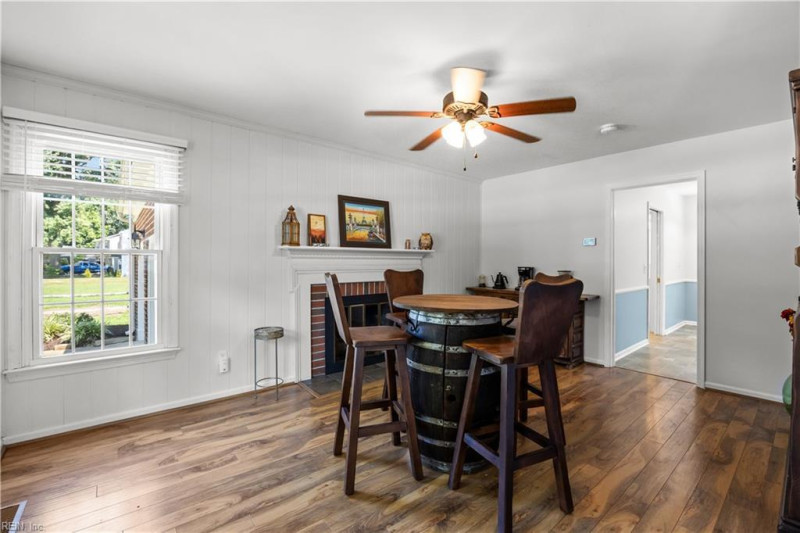 Photo 17 of 41 residential for sale in Newport News virginia