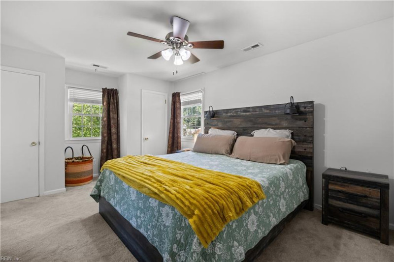 Photo 18 of 41 residential for sale in Newport News virginia