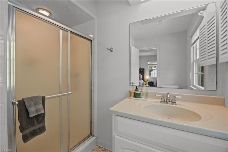 Photo 22 of 41 residential for sale in Newport News virginia