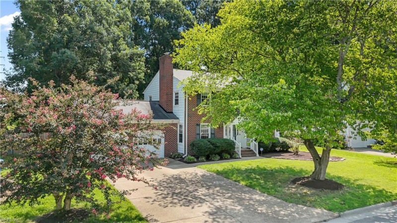 Photo 29 of 41 residential for sale in Newport News virginia
