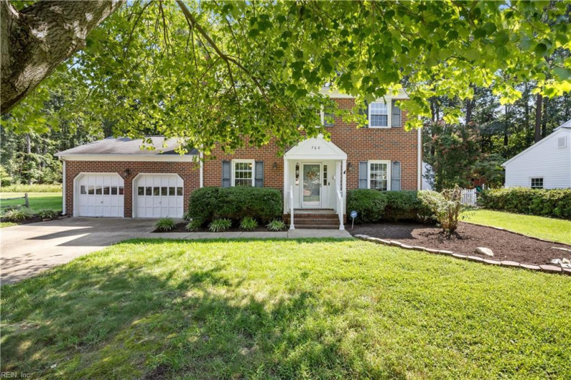 Photo 4 of 41 residential for sale in Newport News virginia