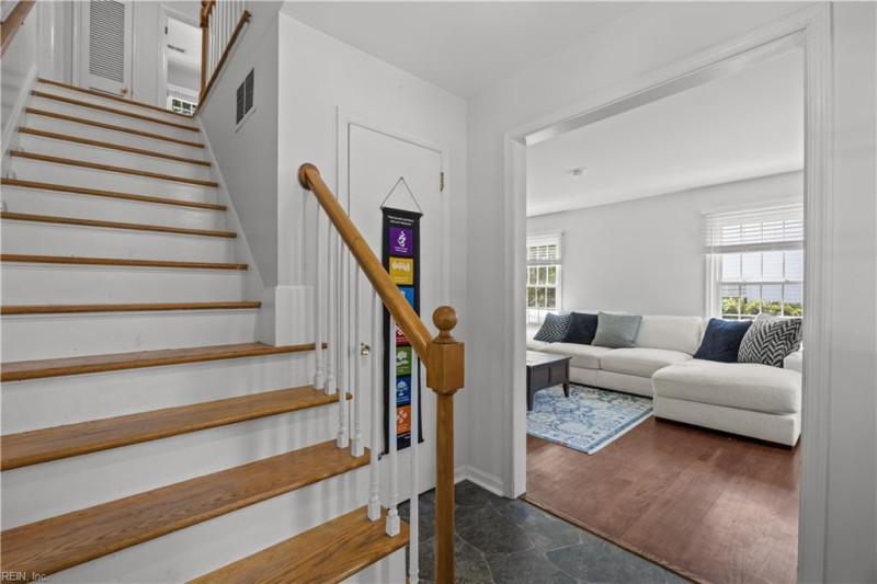 Photo 5 of 41 residential for sale in Newport News virginia