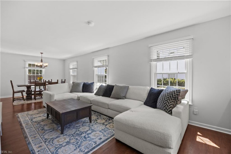 Photo 6 of 41 residential for sale in Newport News virginia