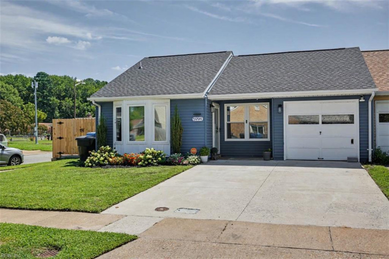 Photo 2 of 40 residential for sale in Virginia Beach virginia