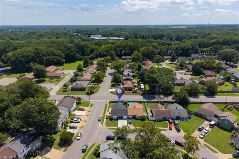 Photo 25 of 40 residential for sale in Virginia Beach virginia