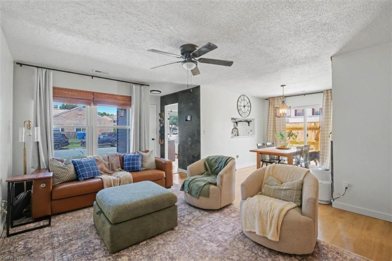 Photo 6 of 40 residential for sale in Virginia Beach virginia