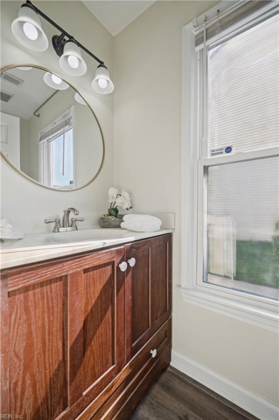 Photo 14 of 21 residential for sale in Virginia Beach virginia