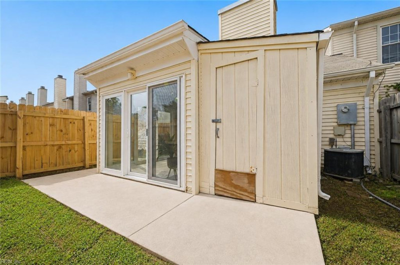Photo 18 of 21 residential for sale in Virginia Beach virginia