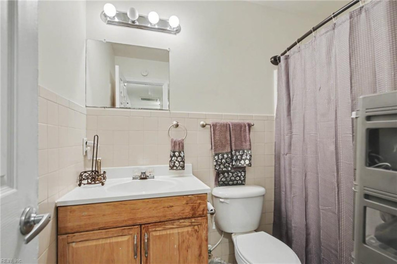 Photo 21 of 25 residential for sale in Norfolk virginia