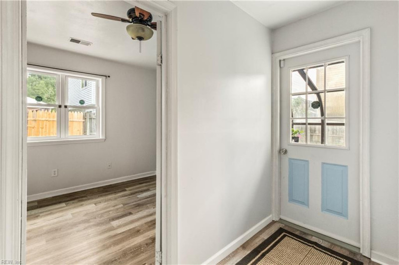 Photo 19 of 48 residential for sale in Virginia Beach virginia