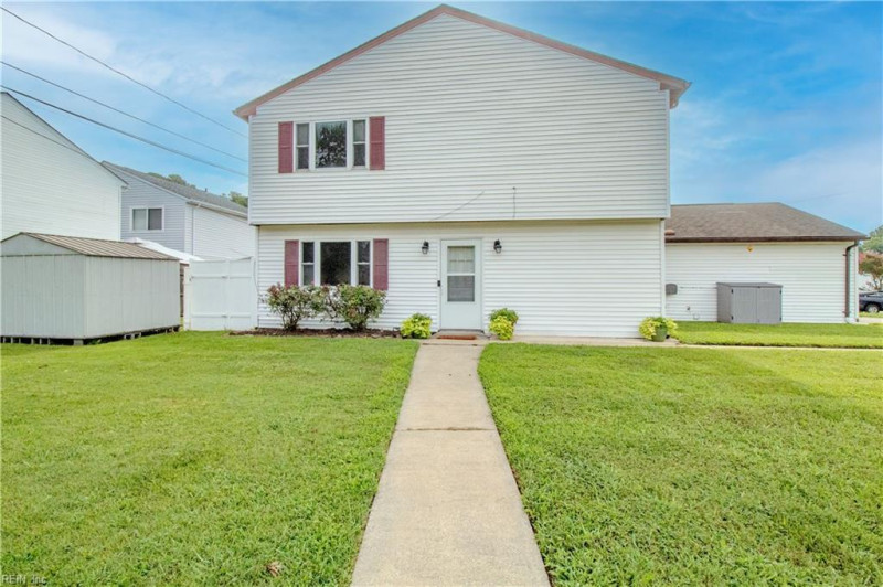 Photo 3 of 48 residential for sale in Virginia Beach virginia