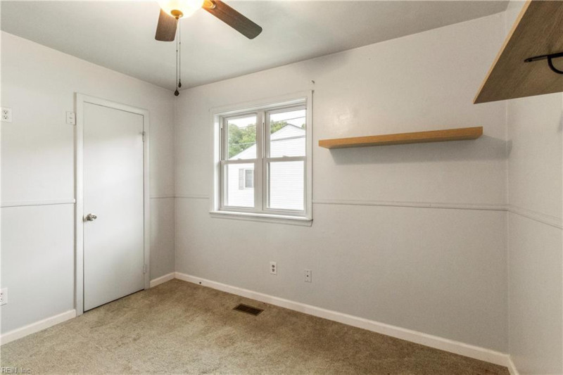 Photo 31 of 48 residential for sale in Virginia Beach virginia