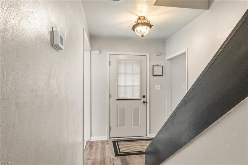 Photo 6 of 48 residential for sale in Virginia Beach virginia