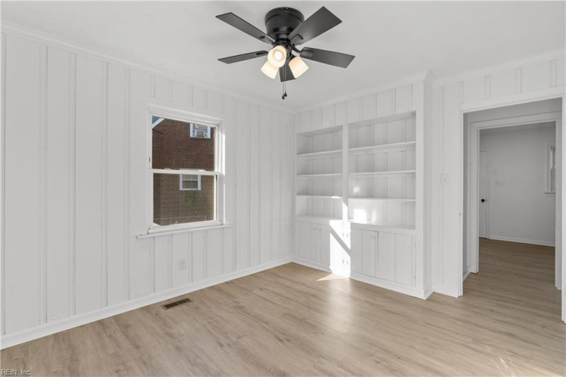 Photo 13 of 44 residential for sale in Norfolk virginia