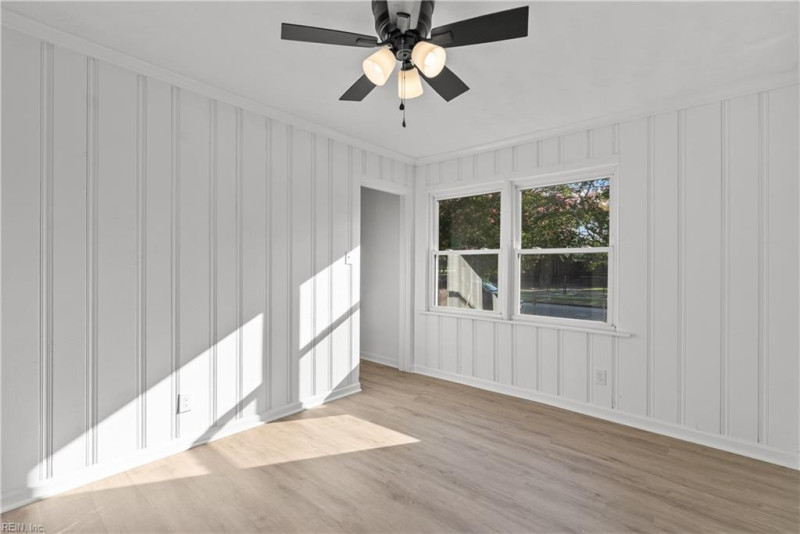 Photo 15 of 44 residential for sale in Norfolk virginia