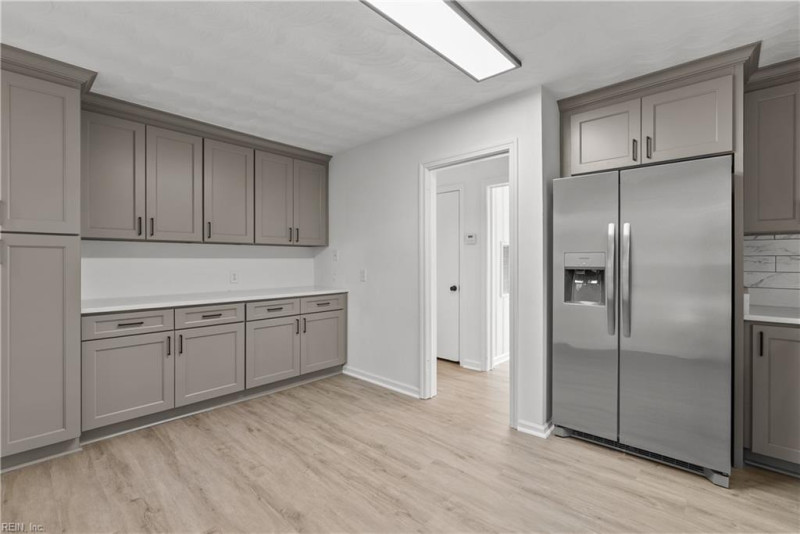 Photo 20 of 44 residential for sale in Norfolk virginia