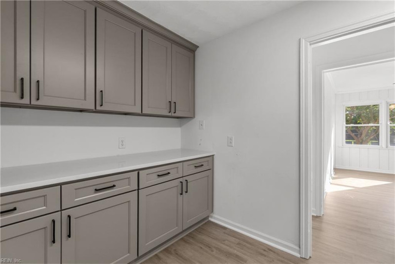 Photo 23 of 44 residential for sale in Norfolk virginia