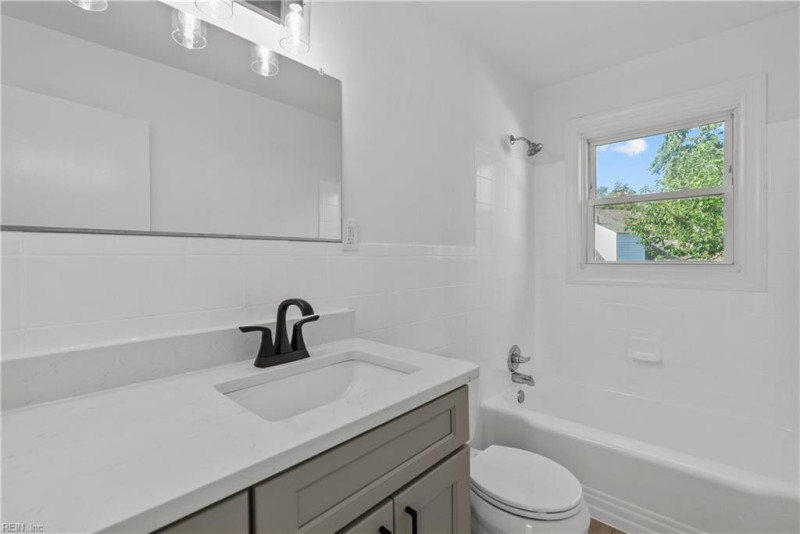 Photo 28 of 44 residential for sale in Norfolk virginia