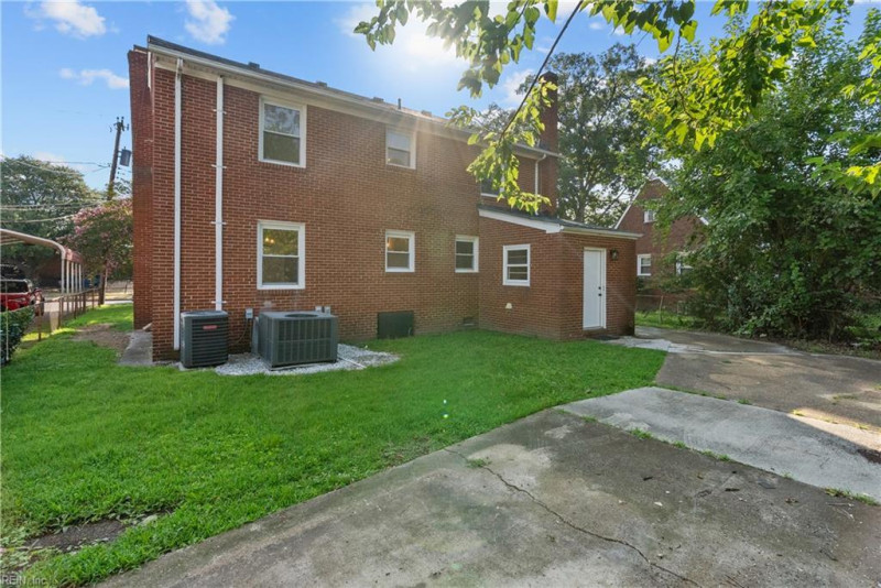 Photo 37 of 44 residential for sale in Norfolk virginia