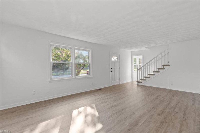 Photo 5 of 44 residential for sale in Norfolk virginia