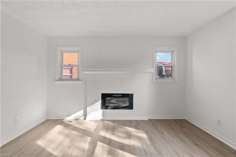Photo 7 of 44 residential for sale in Norfolk virginia