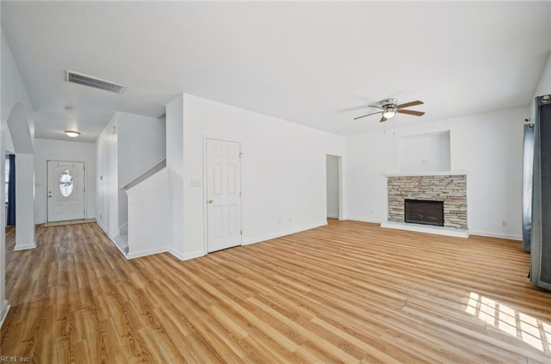Photo 19 of 44 residential for sale in Norfolk virginia Photo 19 of 44 residential for sale in Norfolk virginia