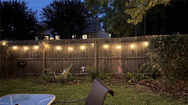 Photo 37 of 46 residential for sale in Portsmouth virginia