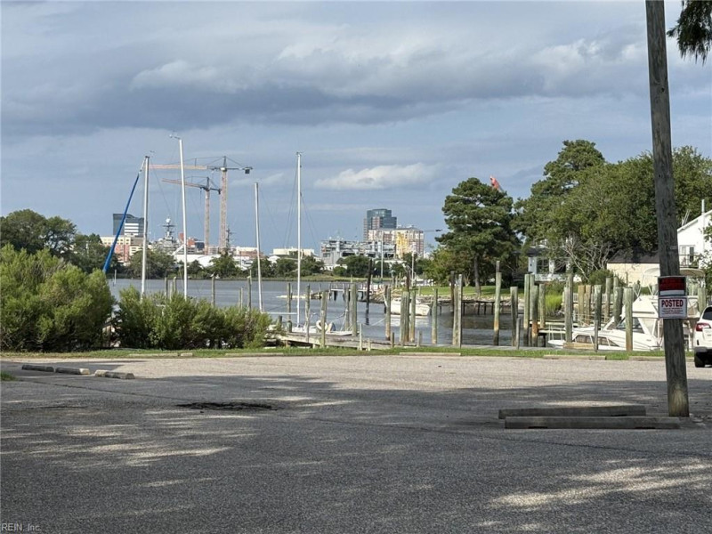 Photo 45 of 46 residential for sale in Portsmouth virginia