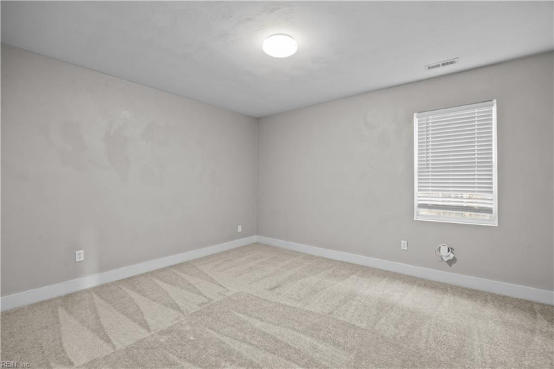 Photo 22 of 25 residential for sale in Portsmouth virginia
