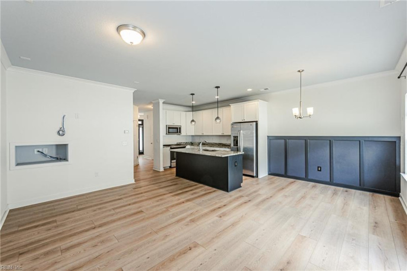 Photo 14 of 45 residential for sale in Virginia Beach virginia