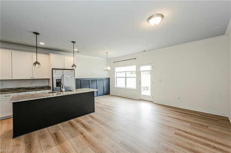Photo 15 of 45 residential for sale in Virginia Beach virginia