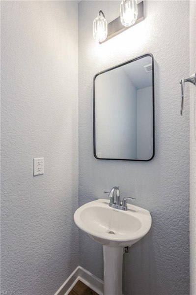 Photo 19 of 45 residential for sale in Virginia Beach virginia