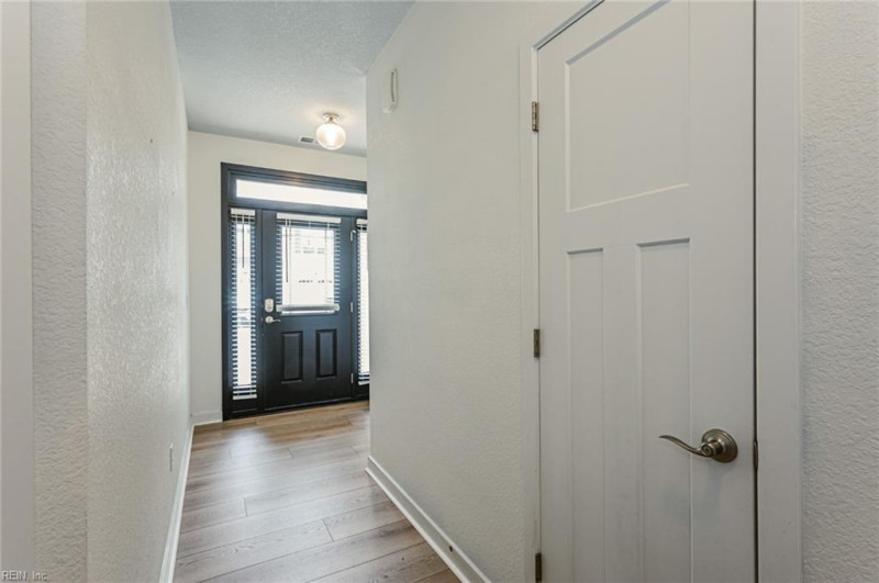 Photo 5 of 45 residential for sale in Virginia Beach virginia