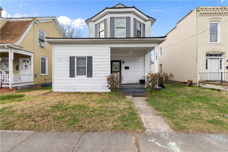 Photo 1 of 35 residential for sale in Franklin virginia