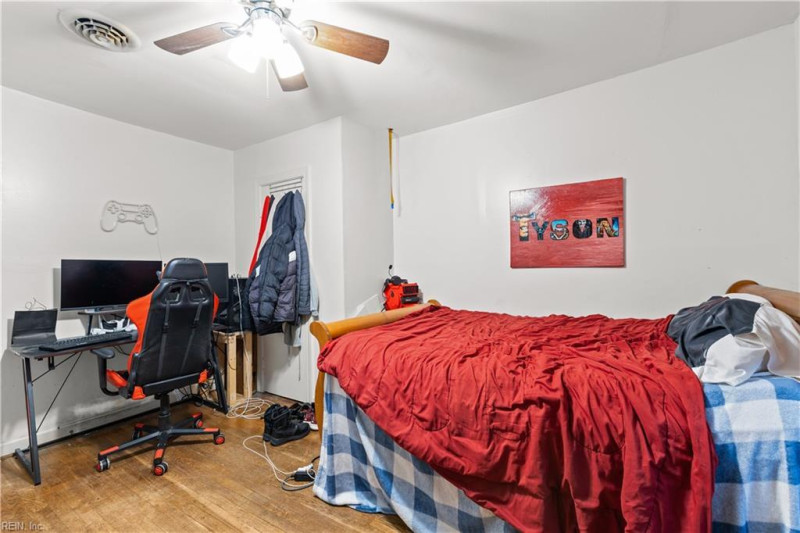 Photo 18 of 35 residential for sale in Franklin virginia