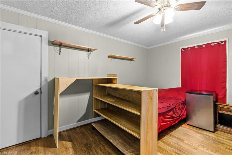 Photo 5 of 35 residential for sale in Franklin virginia
