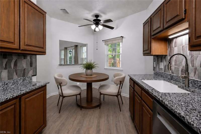 Photo 12 of 43 residential for sale in Newport News virginia