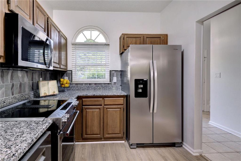 Photo 15 of 43 residential for sale in Newport News virginia